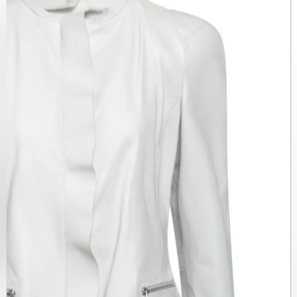 โจ๏ธ๐ฅ EMPORIO ARMANI JACKET ๐ฅโจ๏ธ - Picture 2 of 14